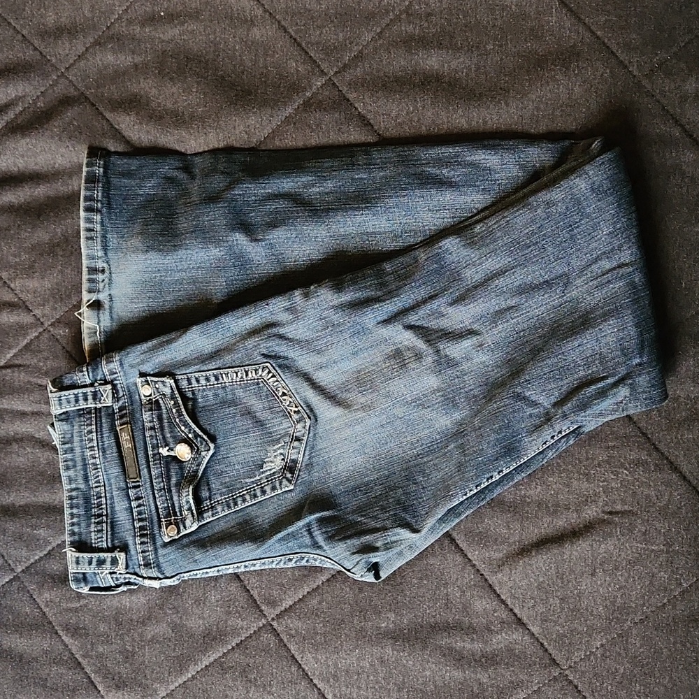 Cowgirl Tuff Queen of Everything jeans 28x35
